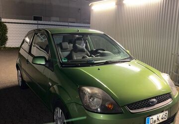 Ford Fiesta 162.000 km 2.350 &euro; Düsseldorf 40215