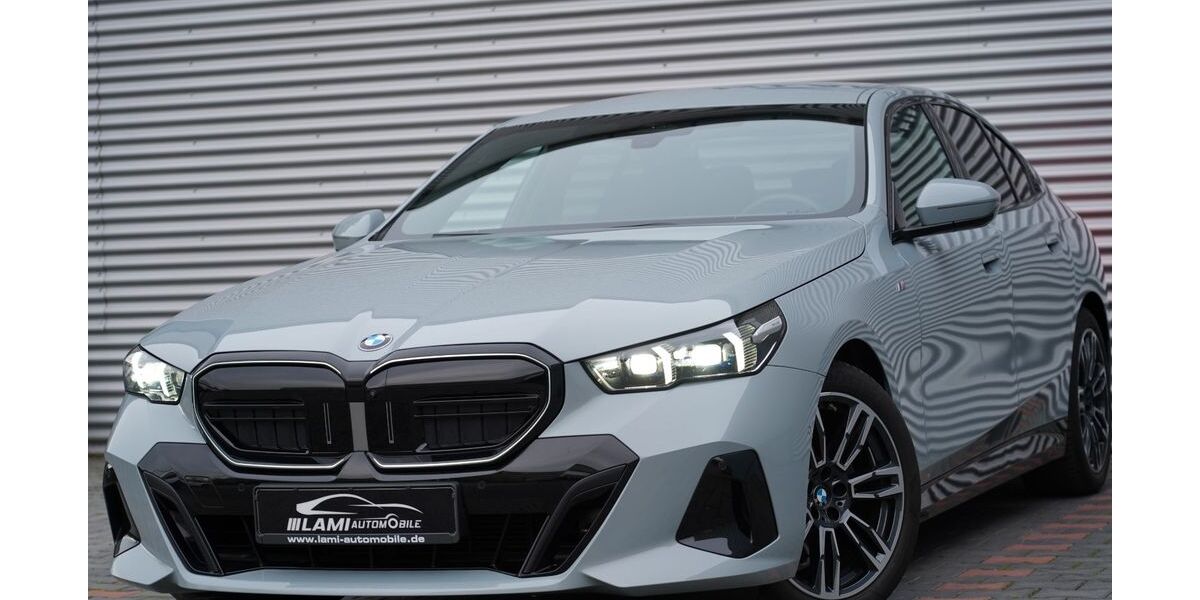 BMW 520 26.500 km 56.999 &euro; Grevenbroich 41515