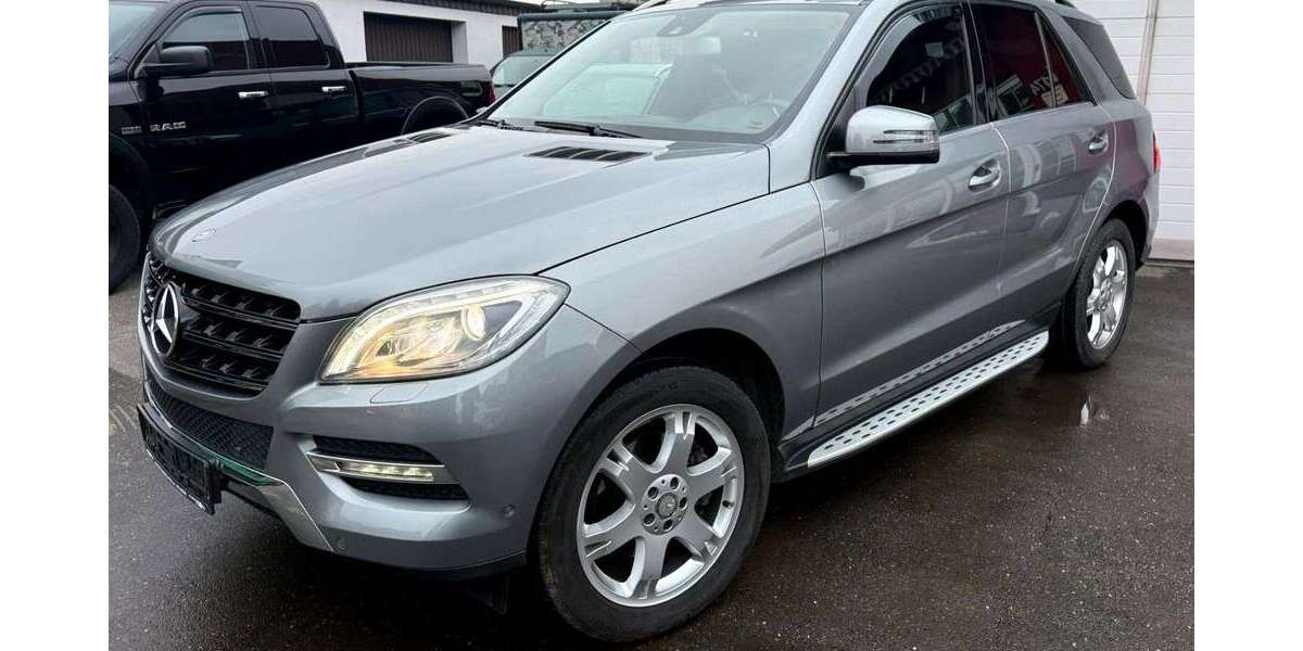 Mercedes-Benz ML 350 125.000 km 27.950 &euro; Solingen 42659