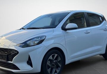 Hyundai i10 8.349 km 16.590 &euro; Wuppertal 42281
