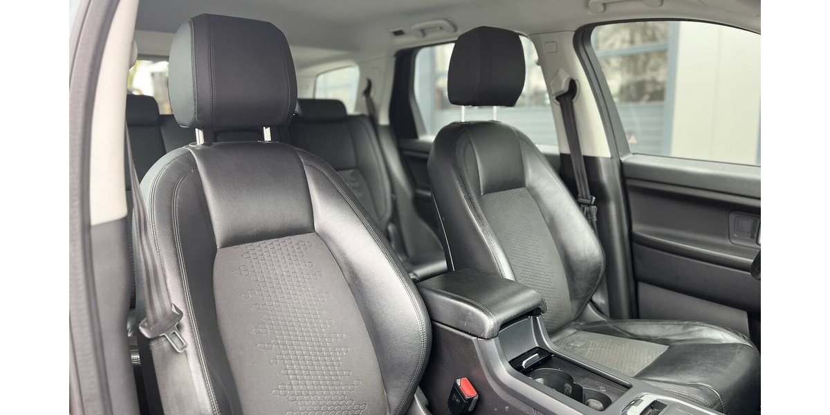 Land Rover Discovery Sport SE AWD/ Automatik/ Allrad/ Leder 206.000 km 10.990 &euro; Mönchengladbach 41066