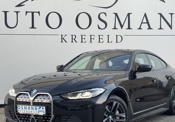 BMW i4 46.571 km 33.950 &euro; Krefeld 47805