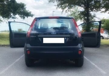 Ford Fiesta 180.290 km 1.100 &euro; Düsseldorf 40489