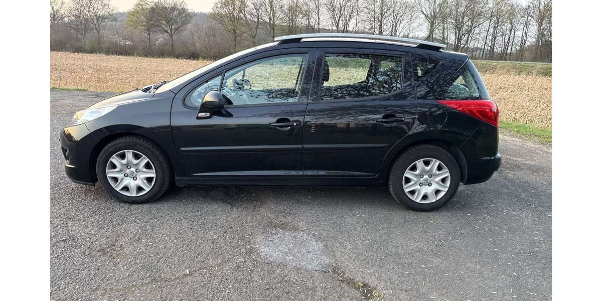 Peugeot 207 77.000 km 4.390 &euro; Neukirchen-Vluyn 47506