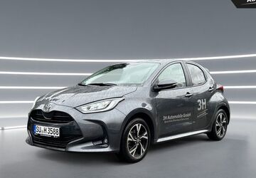 Toyota Yaris 5.000 km 25.990 &euro; Remscheid 42859