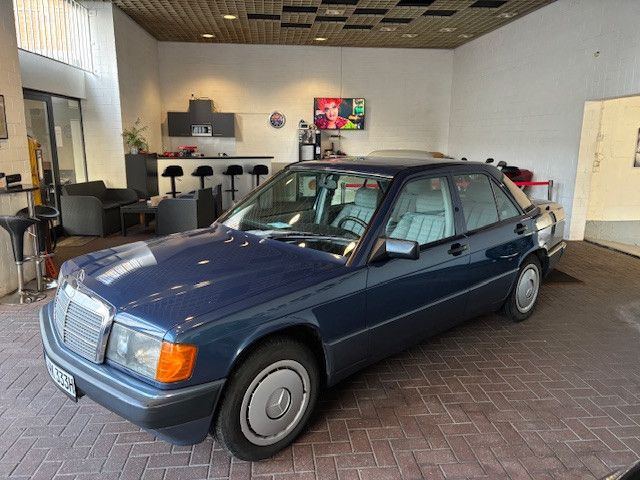 Mercedes-Benz 190 152.800 km 8.490 &euro; Moers 47441