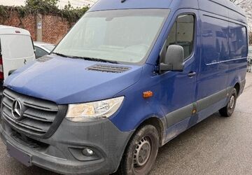 Mercedes-Benz Sprinter 87.940 km 14.980 &euro; Düsseldorf 40597