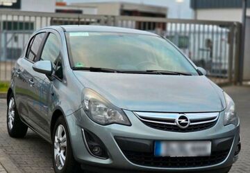 Opel Corsa 231.000 km 2.300 &euro; Düsseldorf 40227