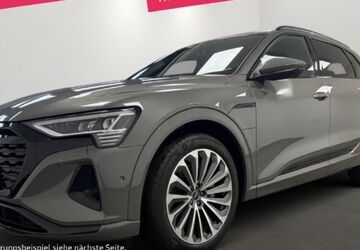 Audi Q8 e-tron 77.065 km 44.900 &euro; Düsseldorf 40233