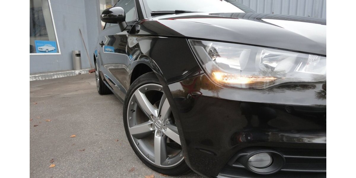 Audi A1 ambition 1,2 TFSI Klimaautom.SHZ PDC Alu17 105.000 km 7.390 &euro; Neuss 41462