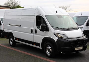 Peugeot Boxer 35.500 km 24.393 &euro; Mönchengladbach 41066