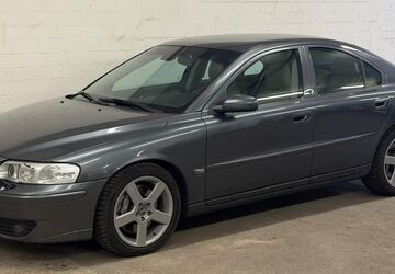 Volvo S60 185.300 km 11.900 &euro; Düsseldorf 40468