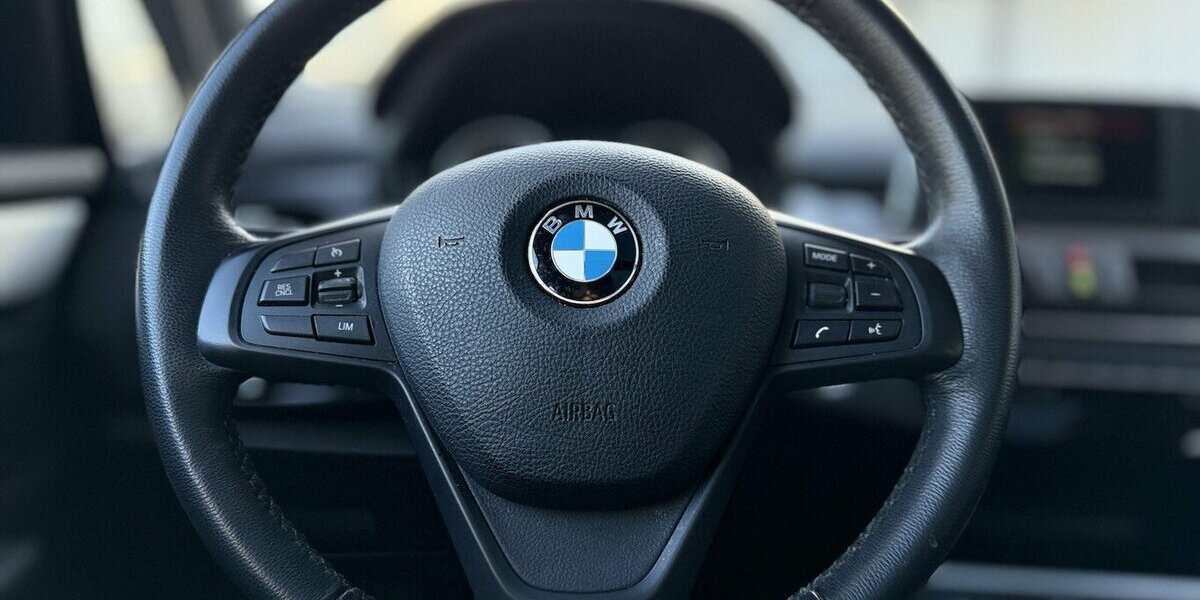 BMW 218 Active Tourer Automatik / PANO / LED / 1.Hd 65.000 km 16.780 &euro; Mönchengladbach 41066