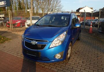 Chevrolet Spark 93.000 km 3.250 &euro; Duisburg 47249