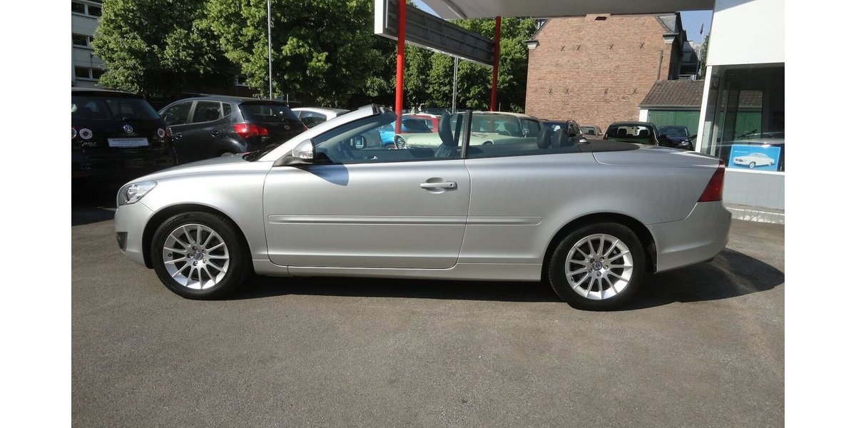 Volvo C70 2,0 D/130 KW 1.Hand Leder+Xenon+Klima Top 151.550 km 12.490 &euro; Neuss 41462