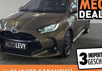 Toyota Yaris 21.887 km 17.390 &euro; Düsseldorf 40233