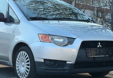 Mitsubishi Colt 124.778 km 3.990 &euro; Mönchengladbach 41068