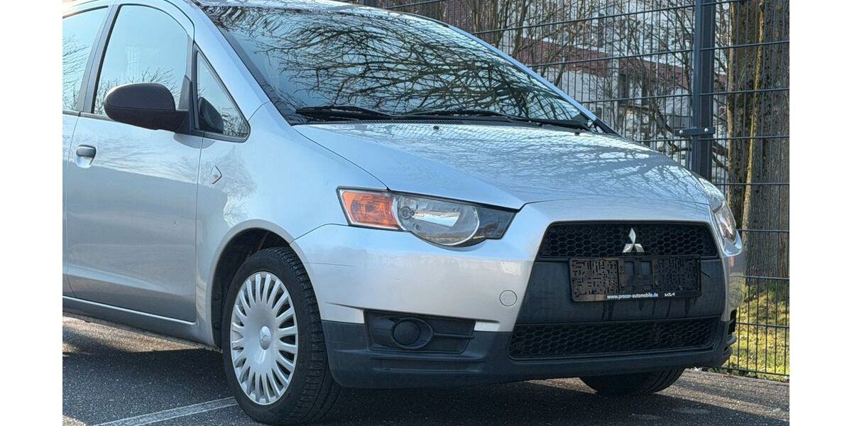 Mitsubishi Colt 124.778 km 3.990 &euro; Mönchengladbach 41068