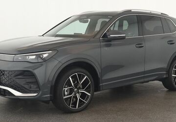 VW Tiguan 7.900 km 44.884 &euro; Neuss 41464