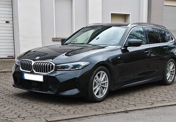BMW 330 45.000 km 42.499 &euro; Duisburg 47051