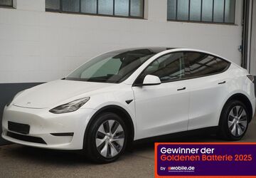 Tesla Model Y 101.556 km 29.150 &euro; Mönchengladbach 41236