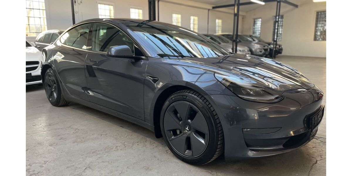 Tesla Model 3 103.000 km 23.870 &euro; Velbert 42551