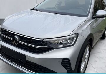 VW Taigo 3.741 km 29.999 &euro; Moenchengladbach 41063