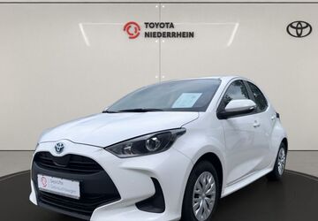 Toyota Yaris 16.250 km 19.770 &euro; Krefeld 47809