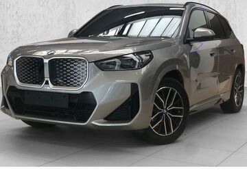 BMW iX1 3.000 km 44.600 &euro; Solingen 42719