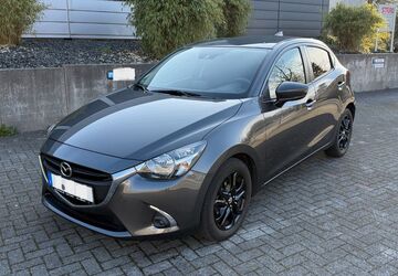 Mazda 2 71.583 km 11.990 &euro; Wuppertal 42109