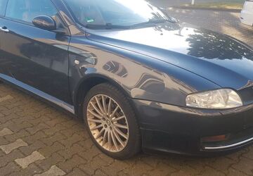 Alfa Romeo GT 214.000 km 2.599 &euro; Düsseldorf 40231