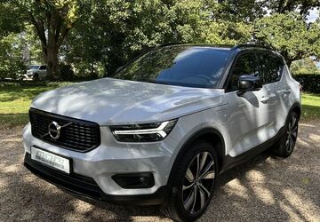 Volvo XC40 45.318 km 32.690 &euro; Willich 47877
