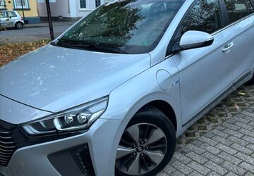 Hyundai IONIQ 58.500 km 16.900 &euro; Solingen 42697