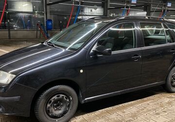 Skoda Fabia 155.736 km 1.499 &euro; Mülheim 45473