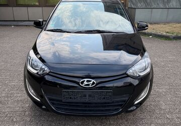 Hyundai i20 148.000 km 5.990 &euro; Duisburg 47058