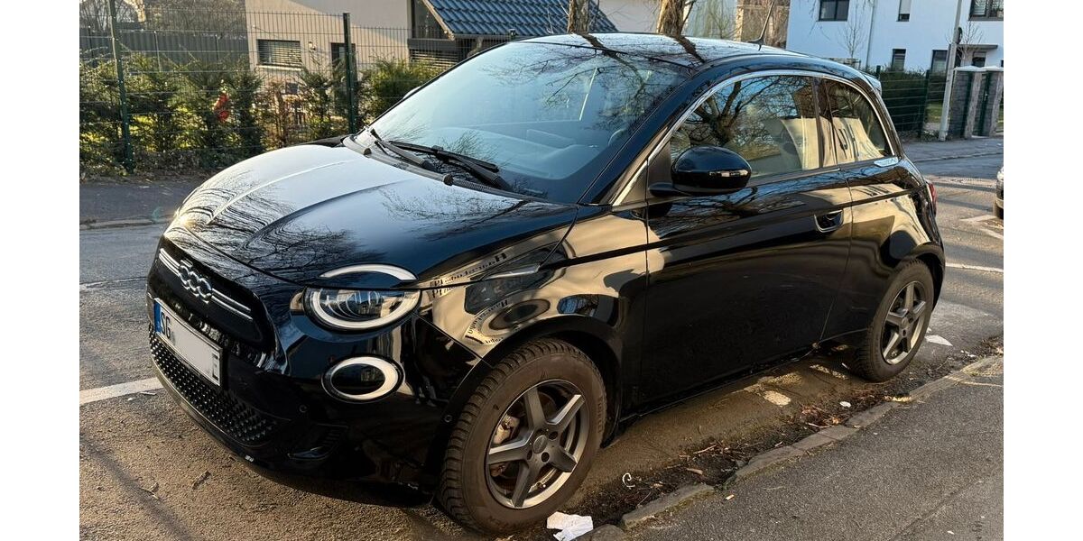 Fiat 500e 22.000 km 14.900 &euro; Solingen 42719