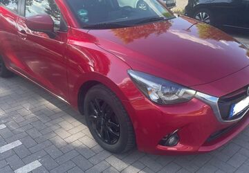 Mazda 2 112.000 km 8.500 &euro; Neuss 41460