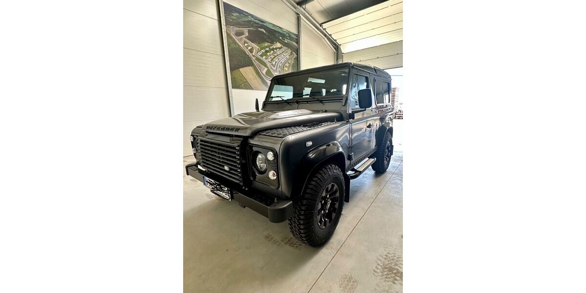 Land Rover Defender 7.080 km 89.900 &euro; Viersen 41749