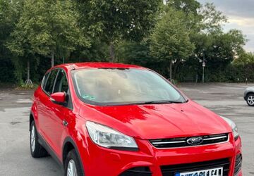 Ford Kuga 156.000 km 8.500 &euro; Duisburg 47228