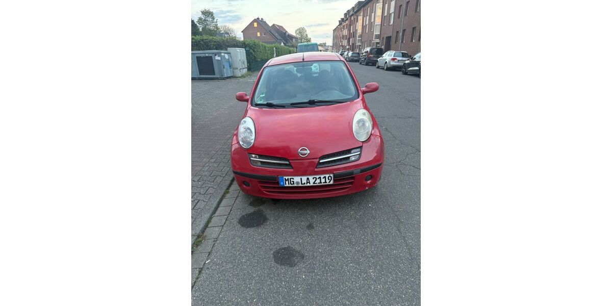 Nissan Micra 283.507 km 900 &euro; Mönchengladbach 41063
