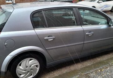 Opel Signum 182.000 km 2.550 &euro; Moenchengladbach 41065