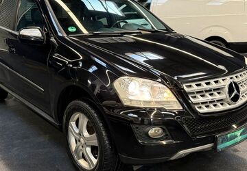Mercedes-Benz ML 320 192.000 km 12.950 &euro; Hilden 40721