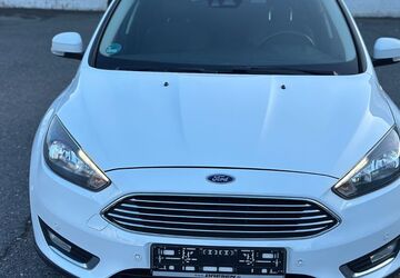 Ford Focus 94.000 km 9.999 &euro; Düsseldorf - Bezirk 8 40231