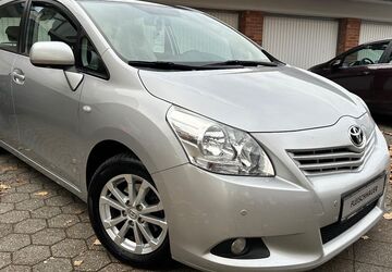 Toyota Verso 263.000 km 4.650 &euro; Mönchengladbach 41061