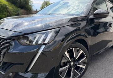 Peugeot 208 53.485 km 14.999 &euro; Düsseldorf 40233