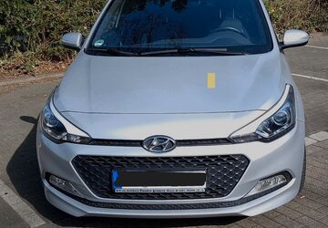 Hyundai i20 48.150 km 10.500 &euro; Oberhausen 46149