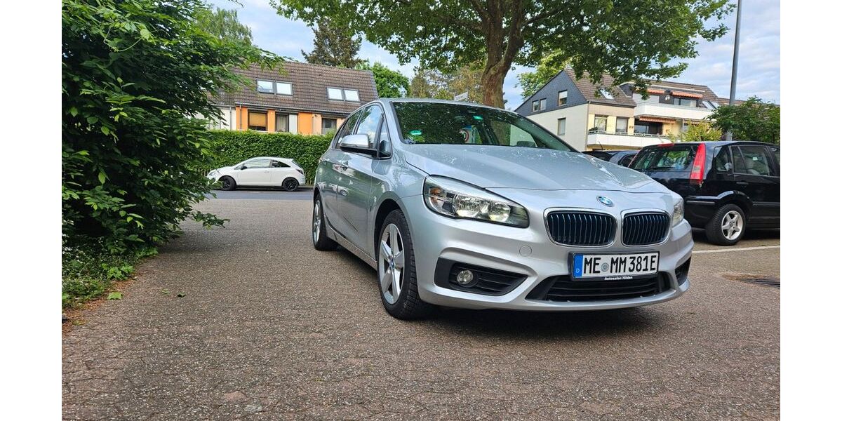 BMW 225 Active Tourer 145.350 km 14.100 &euro; HILDEN 40724