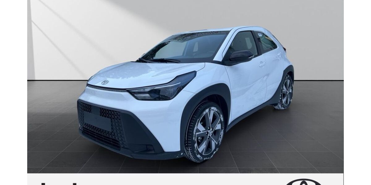 Toyota Aygo (X) 2.500 km 21.489 &euro; Solingen 42719