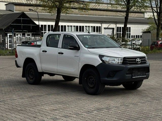 Toyota Hilux 288.121 km 18.900 &euro; Wuppertal 42389