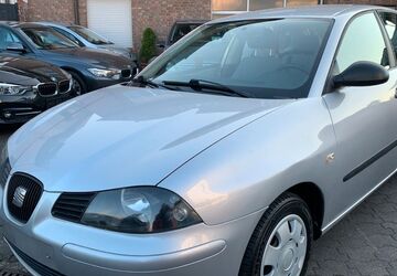 Seat Ibiza 215.000 km 2.550 &euro; Moers 47443